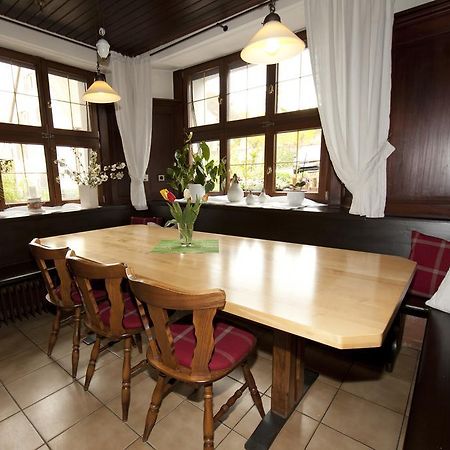 Pfaffenweiler Hotel Restaurant Engel מראה חיצוני תמונה
